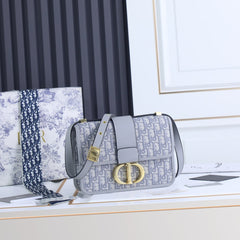 DIOR Montaigne Bag