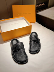 LV Latest Slippers