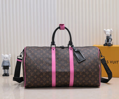 LV Classic Keepall Bandoulière Travel Bag