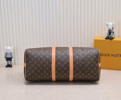 LV Classic Keepall Bandoulière Travel Bag