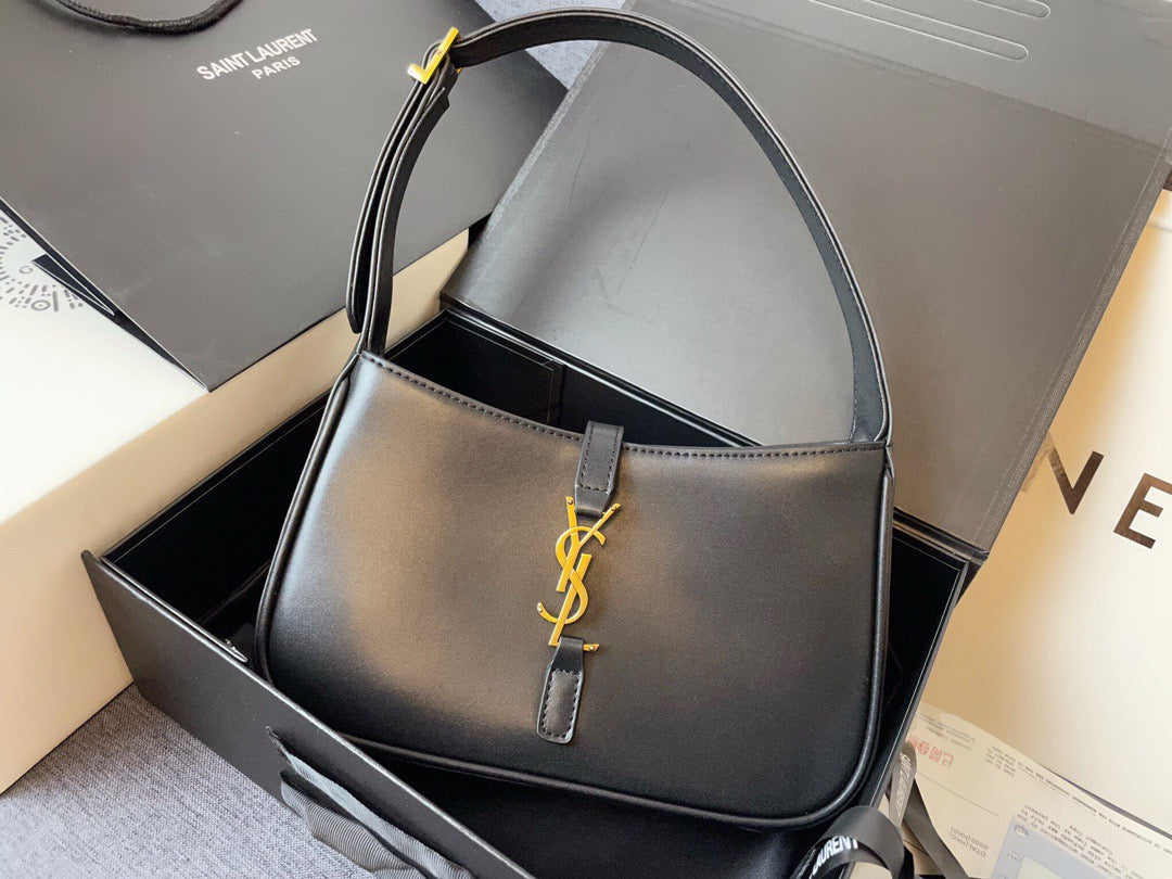 YSL L e 5 Á 7 Bag