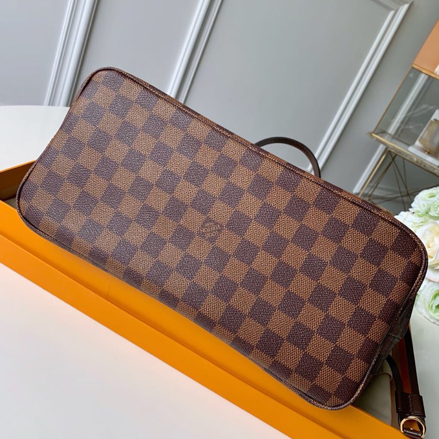Louis Vuitton Neverfull MM Tote – M41603 Monogram Canvas