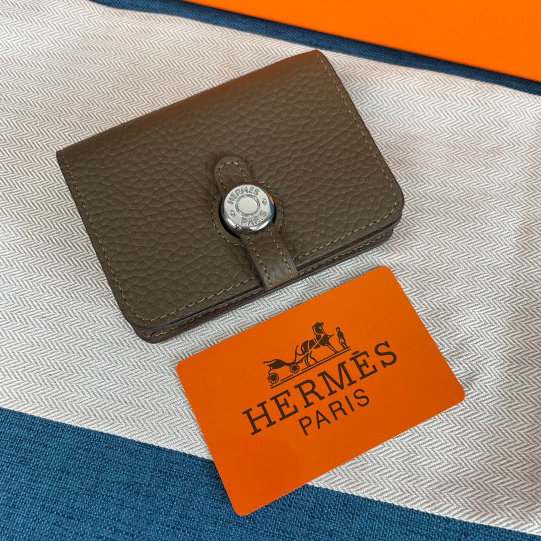Hermes Dogon Wallets