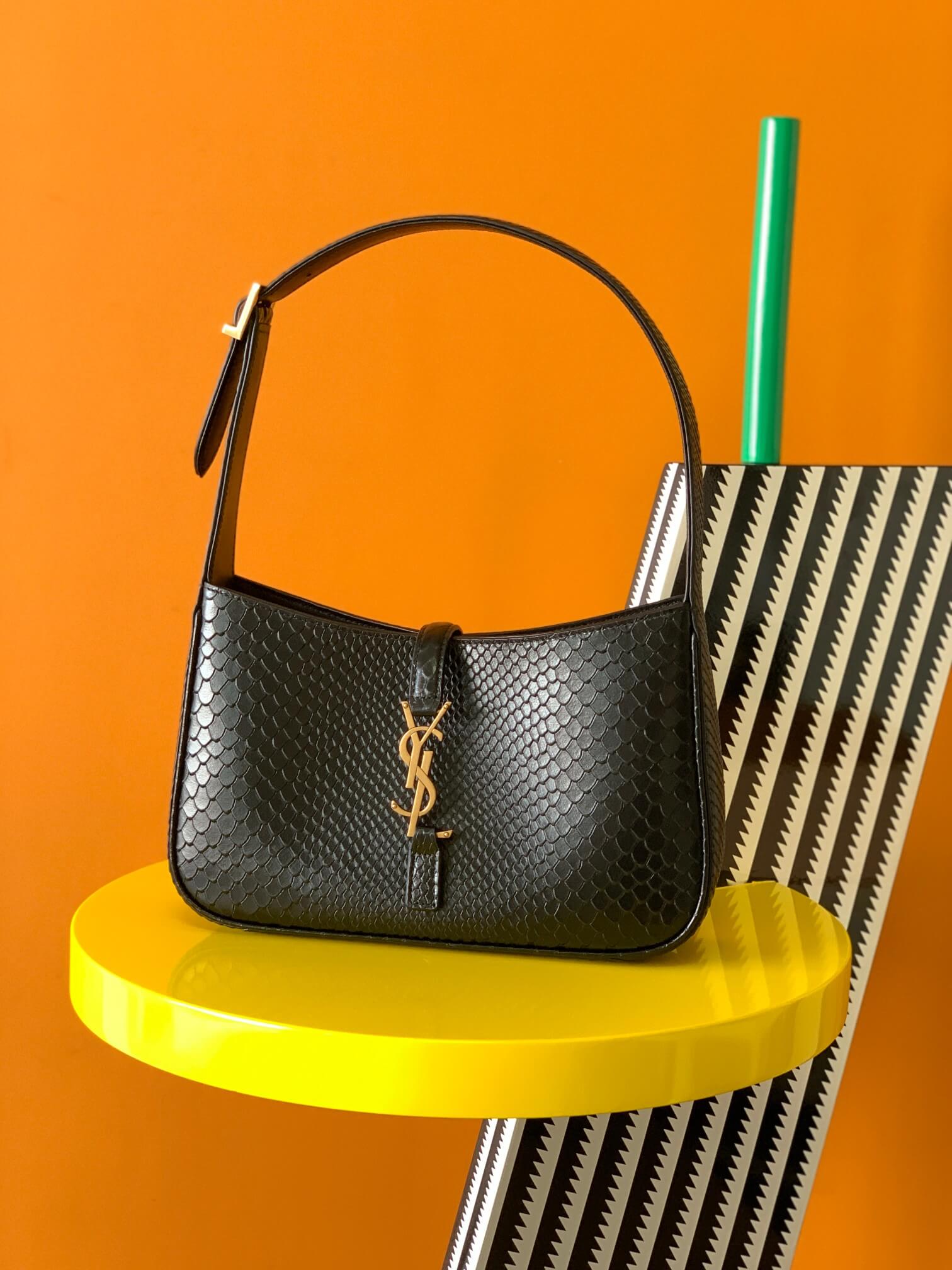 YSL Le 5 À 7 Hobo Bag