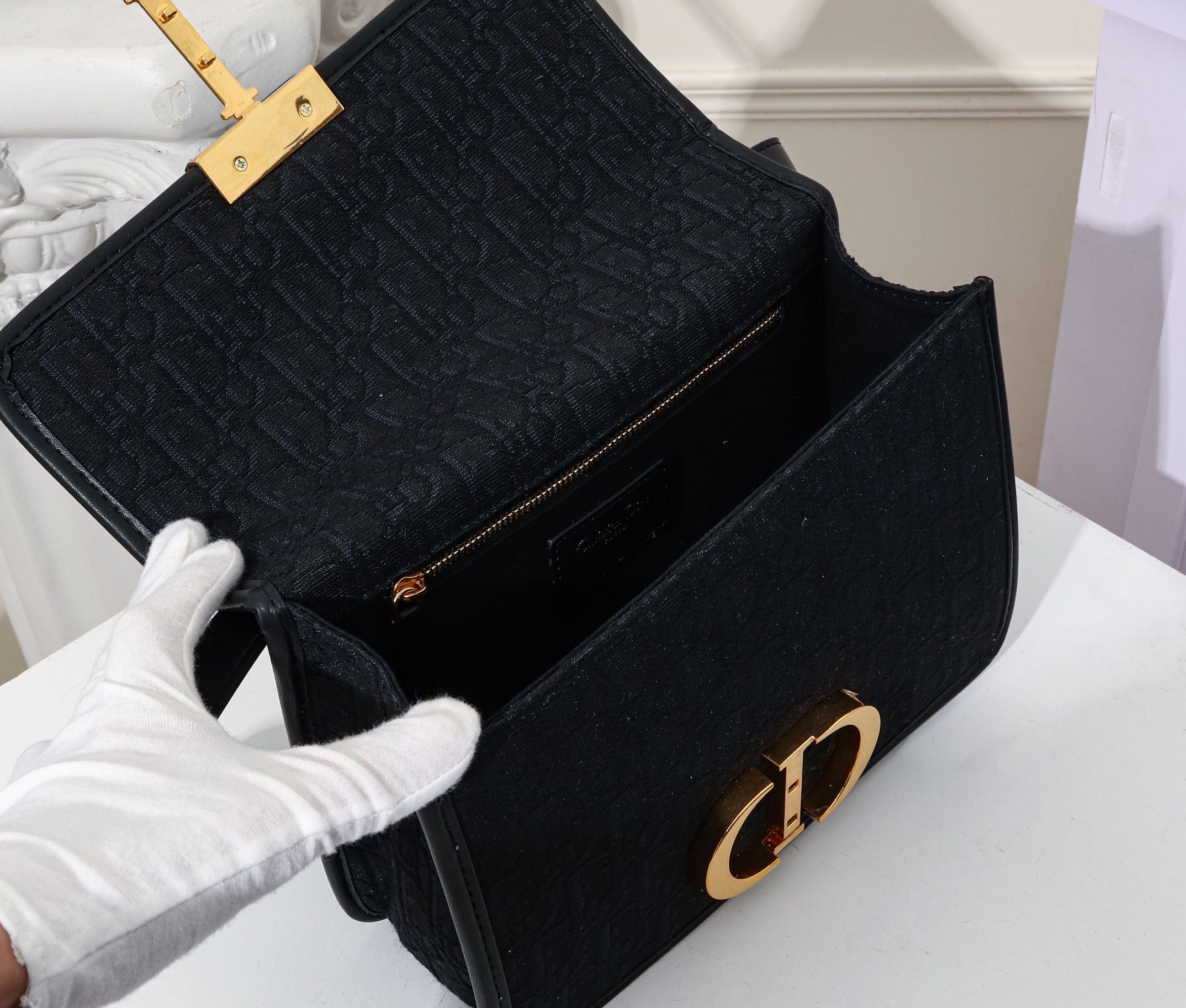 DIOR Montaigne bag