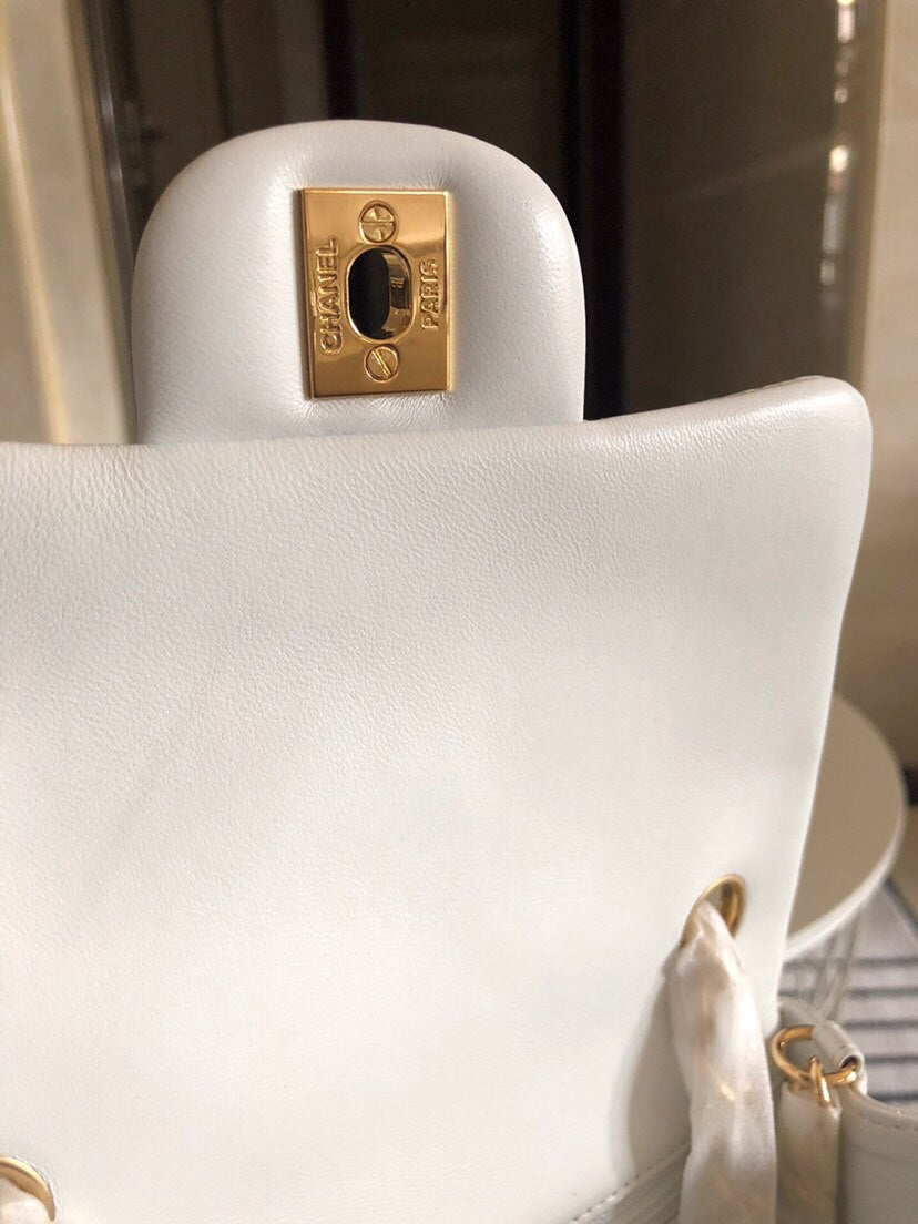 Chanel Women Messenger Bag