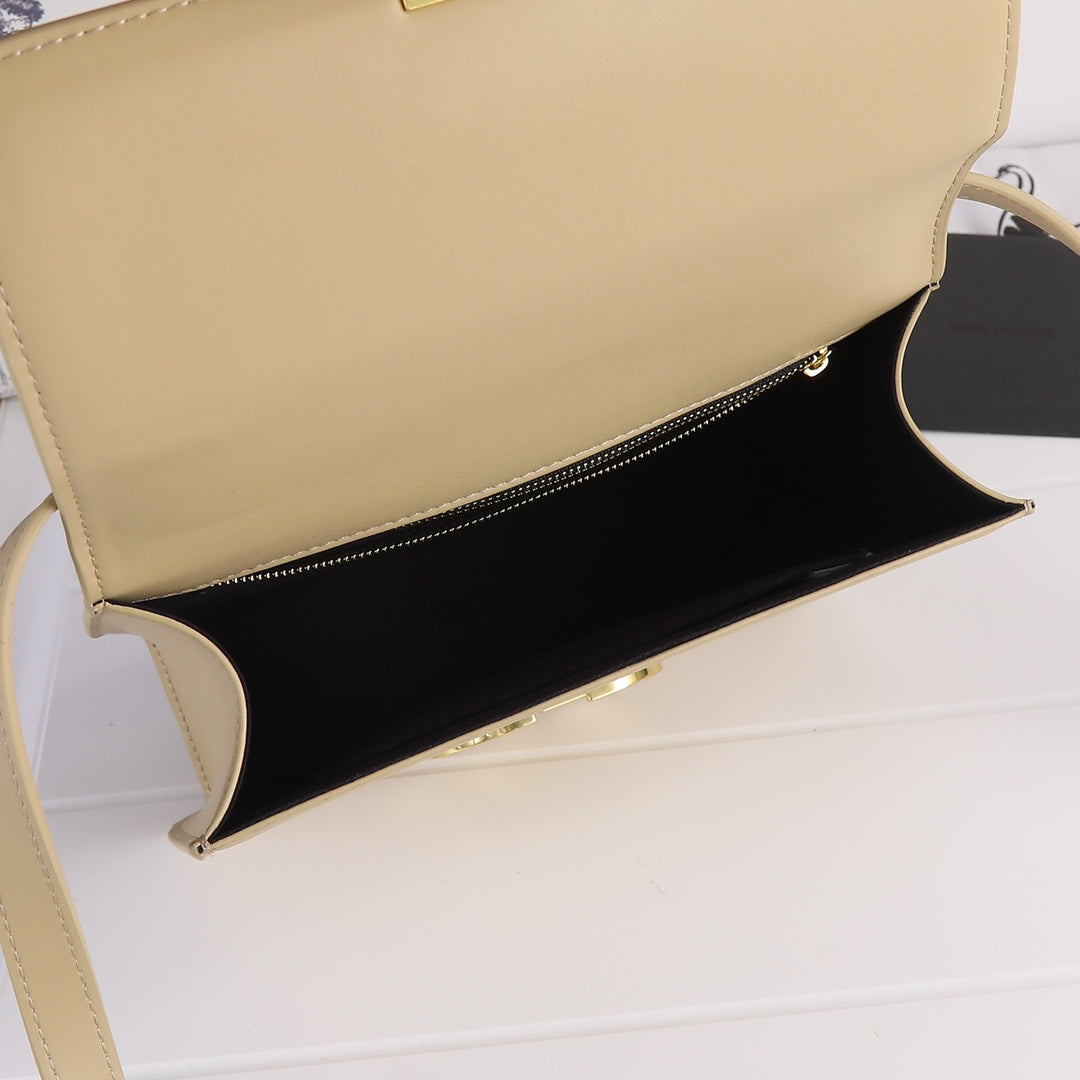 DIOR Montaigne Bag