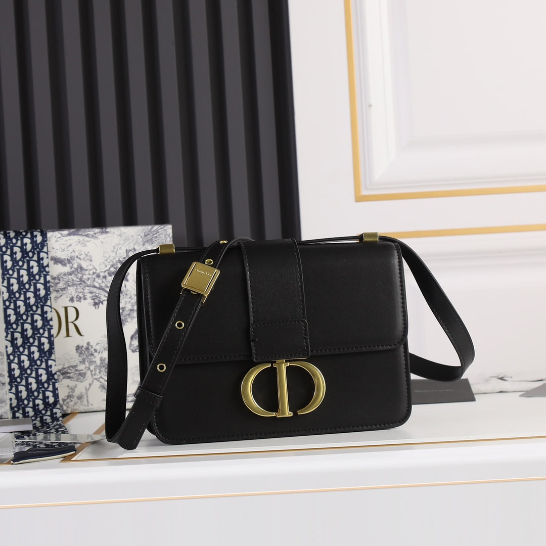 DIOR Montaigne Bag