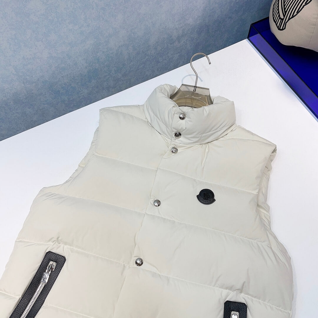 Moncler Sleeveless White Down Vest New Arrivals 2023