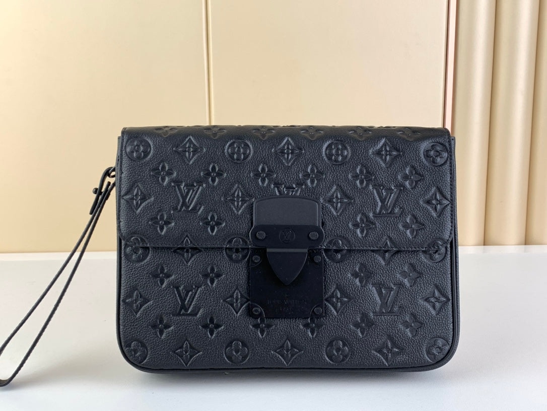 LV S Lock A4 Pouch