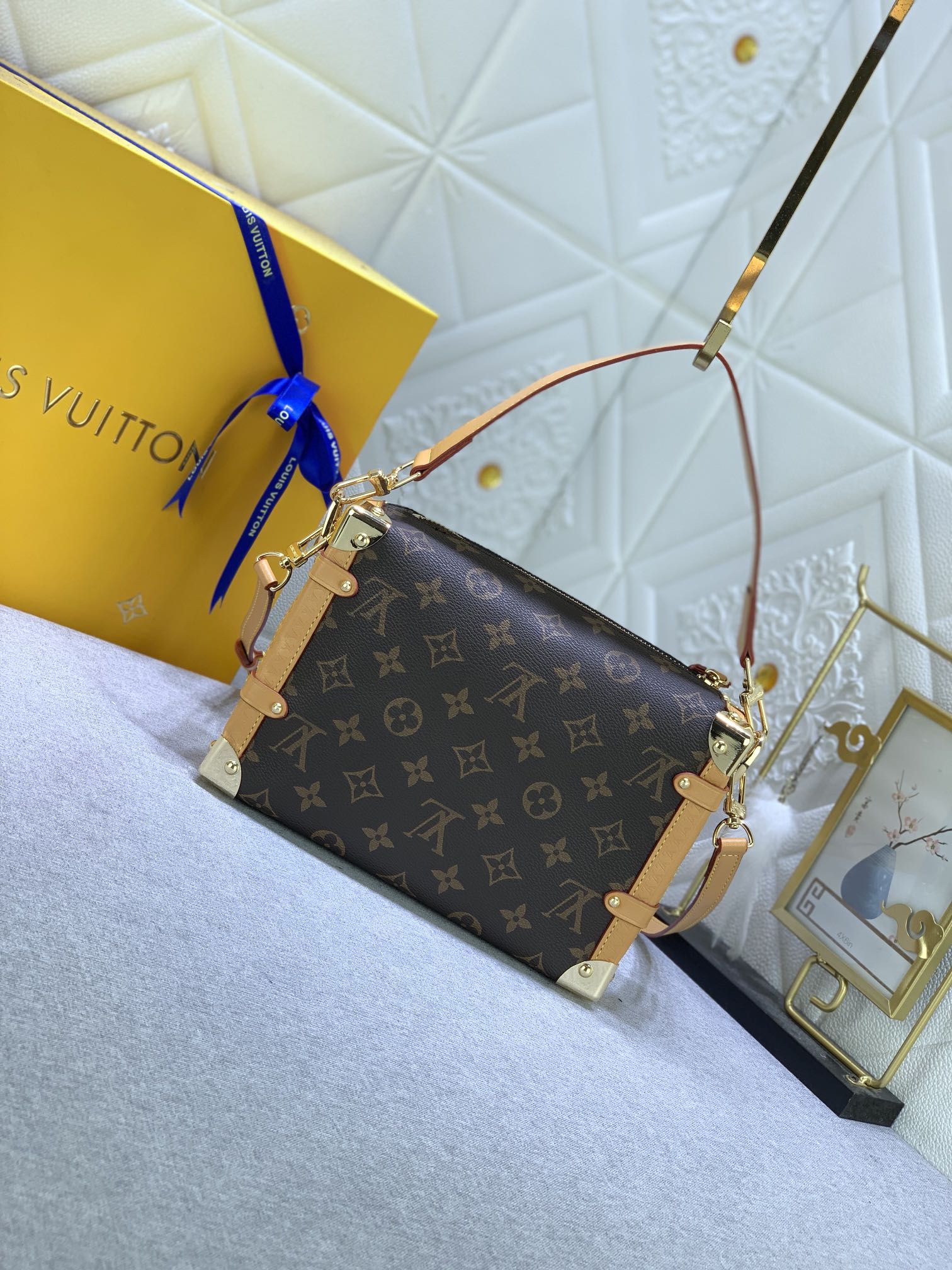 LV Side Trunk Monogram