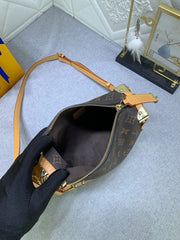 LV Side Trunk Monogram