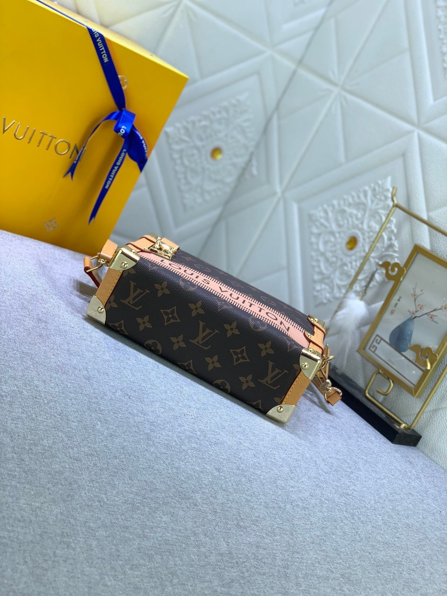 LV Side Trunk Monogram