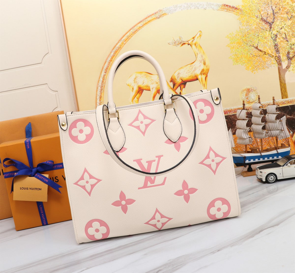 LV ONTHEGO Medium Bag