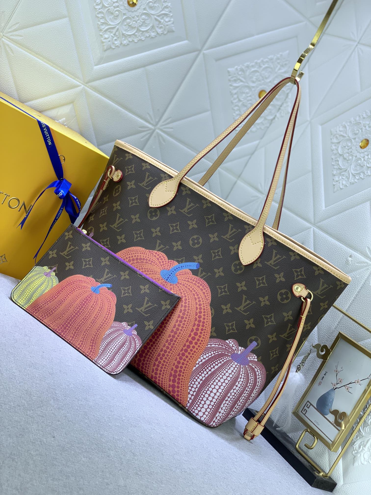 LV Neverfull Pumpkin Bag