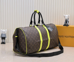 LV Classic Keepall Bandoulière Travel Bag
