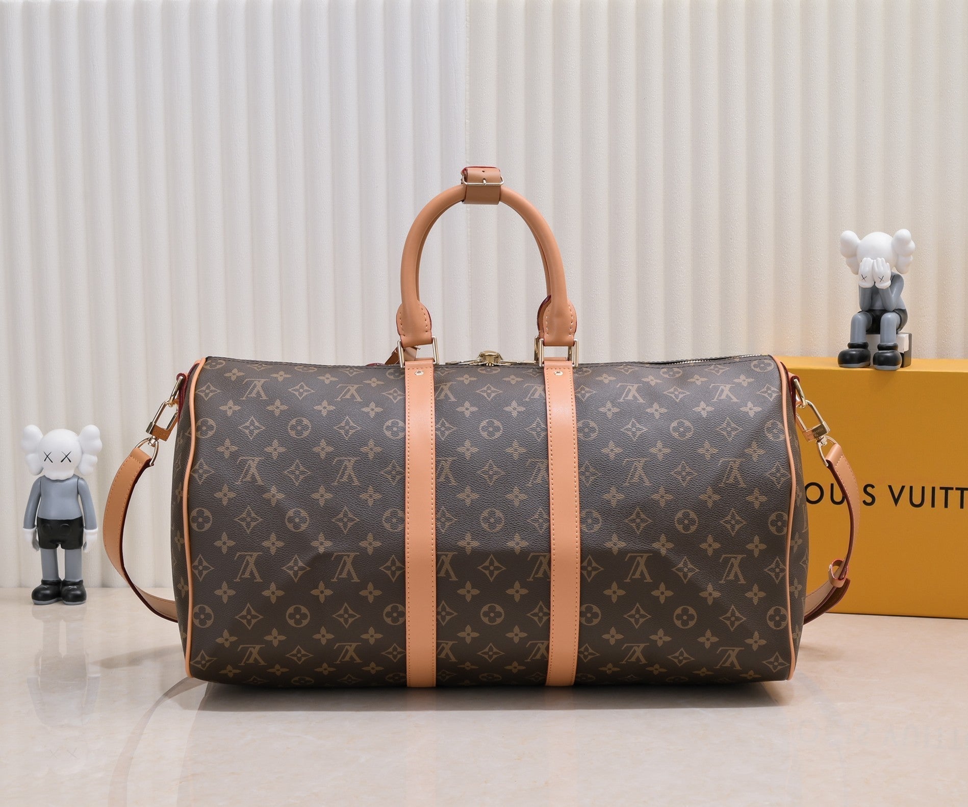 LV Classic Keepall Bandoulière Travel Bag