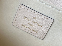 LV Pochette Metis East West Handbag