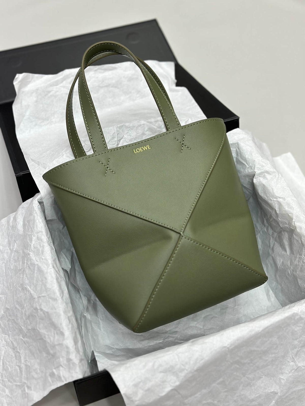 Loewe Puzzle Fold Bag in Green
