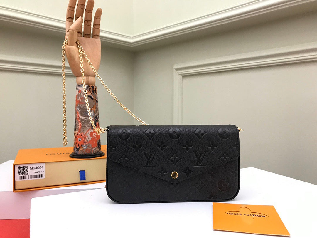 LV Pochette Felicie Bag