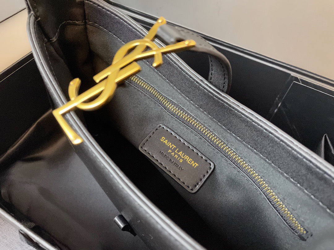 YSL L e 5 Á 7 Bag