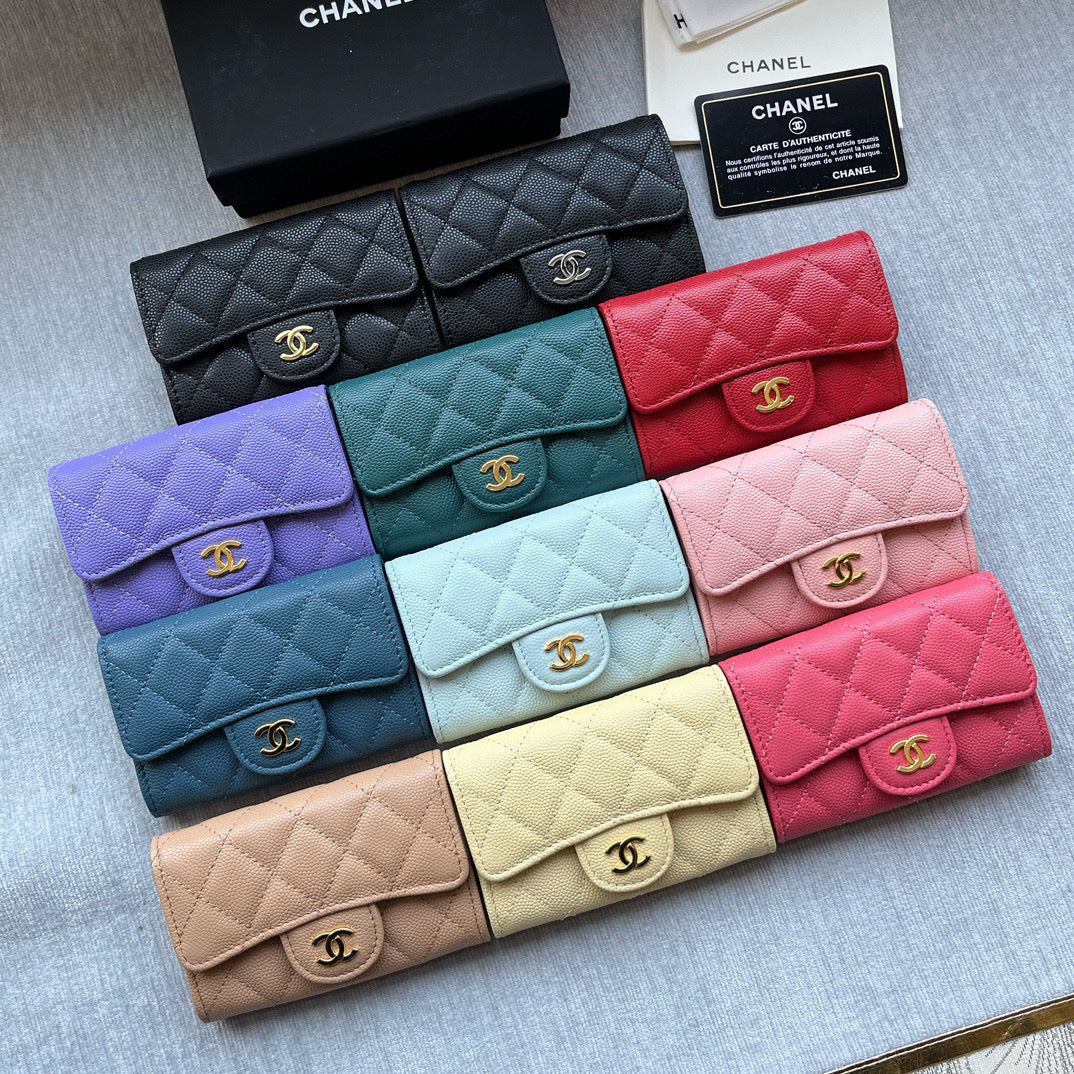 CHANEL Caviar Card Holder Wallet