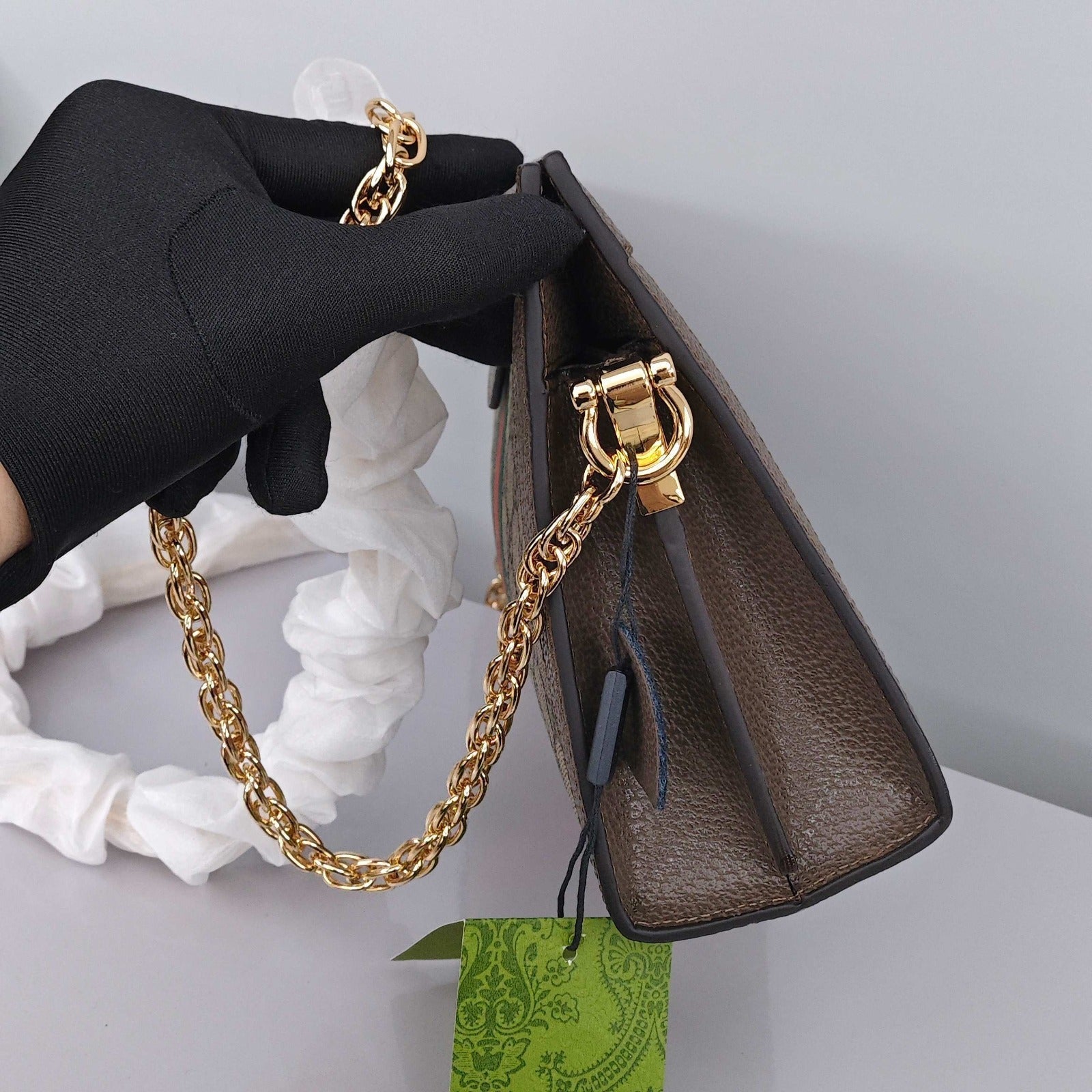 Gucci Ophidia Medium Shoulder Chain Bag