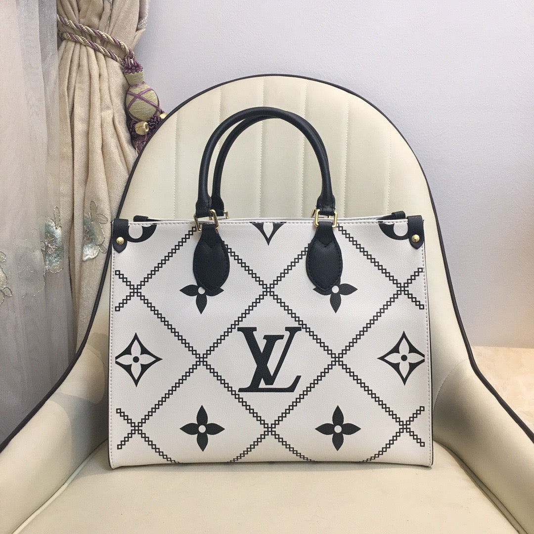 LV ONTHEGO White Bag