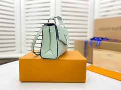 LV Pochette Grenelle Epi Bag