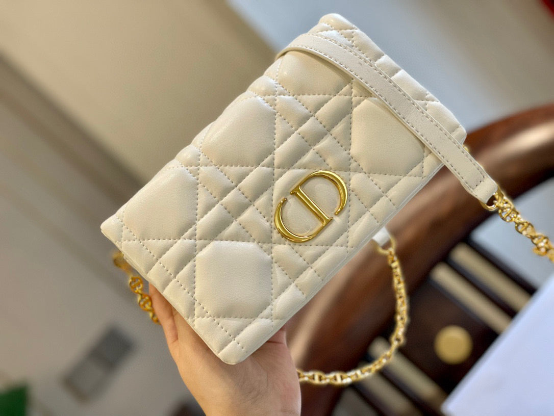 Dior 22S Caro Chain Bag