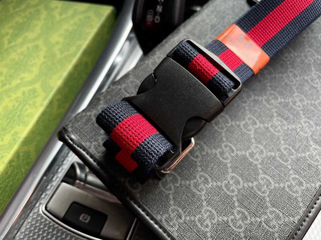 Gucci GG Supreme