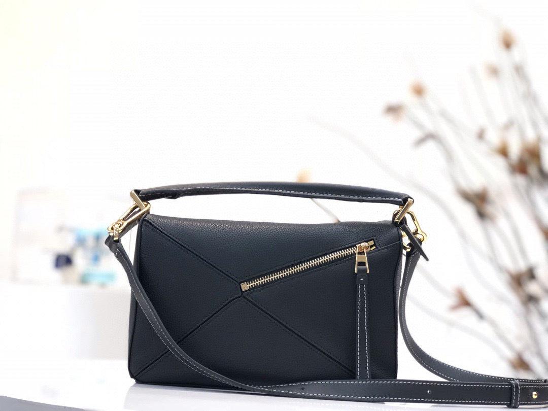 Loewe Puzzle Bag