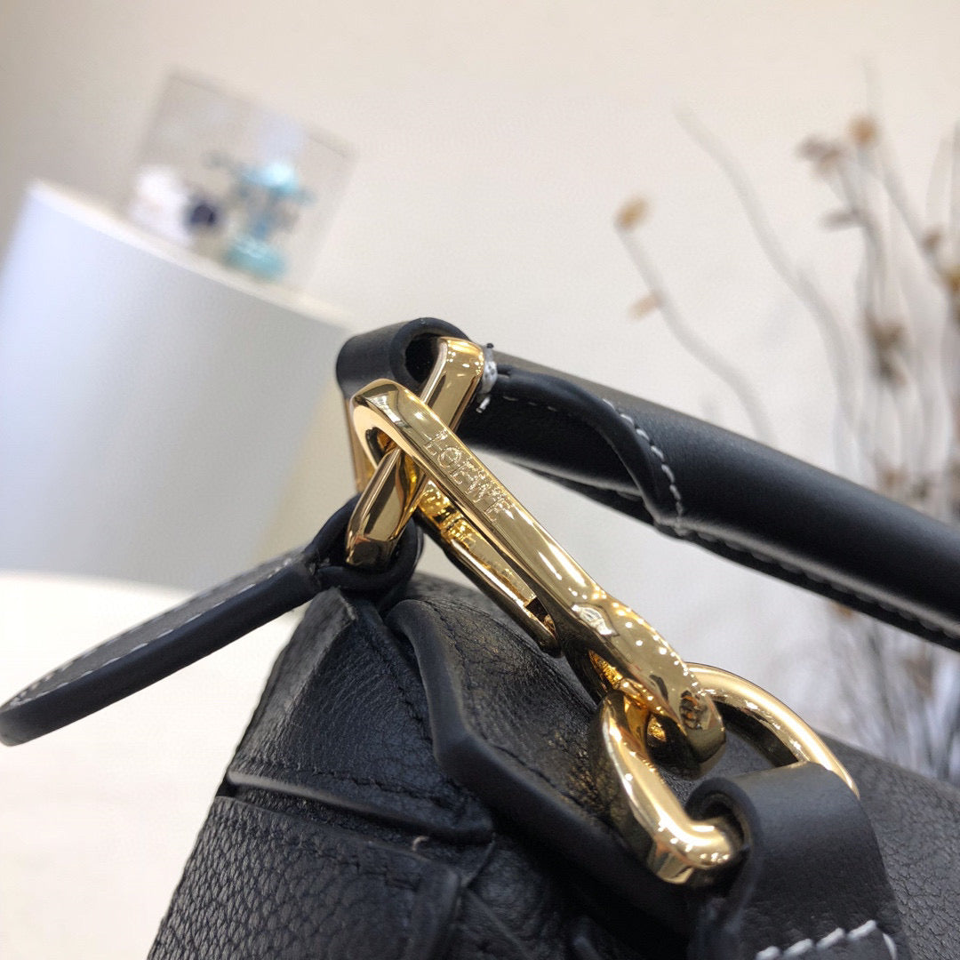 Loewe Puzzle Bag