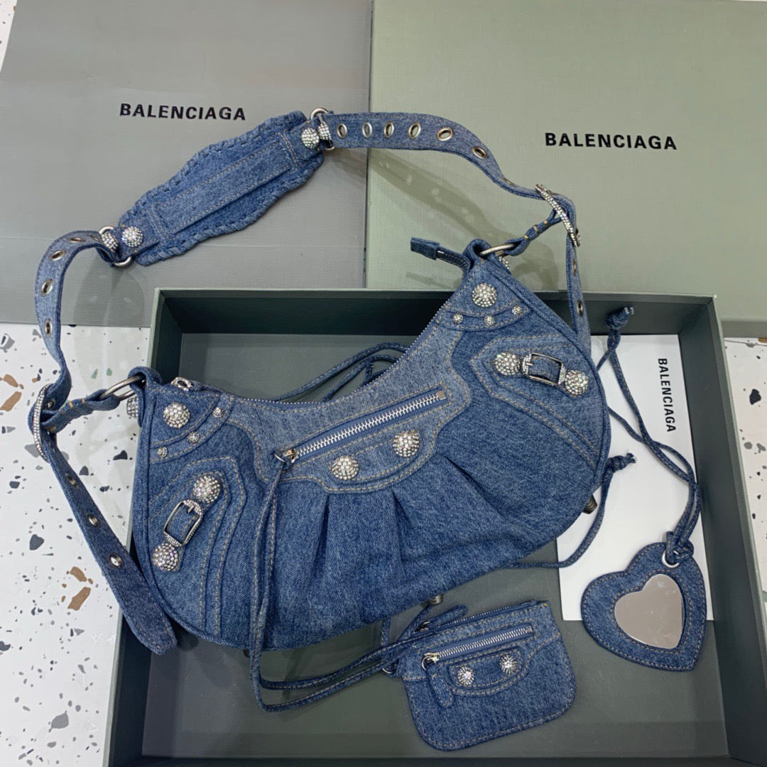 Balenciaga Le Cagole Bag
