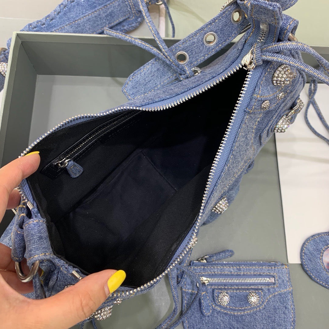 Balenciaga Le Cagole Bag