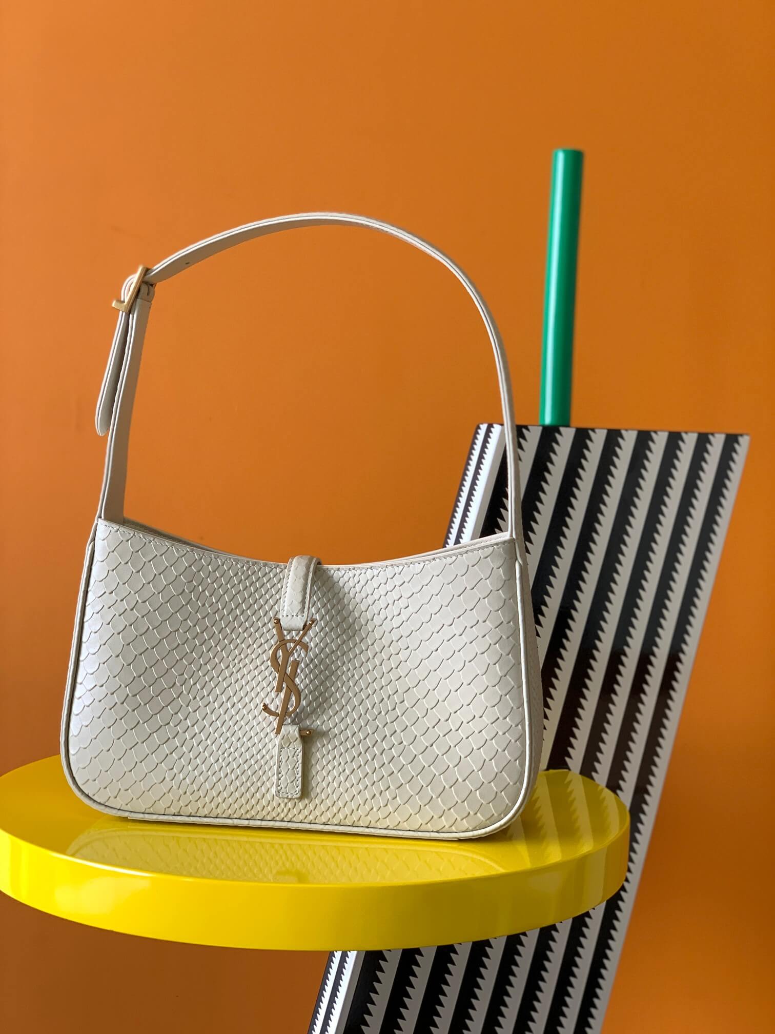 YSL Le 5 À 7 Hobo Bag