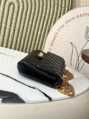 Chanel 2.55 Reissue Medium Flap Bag – Distressed Calfskin